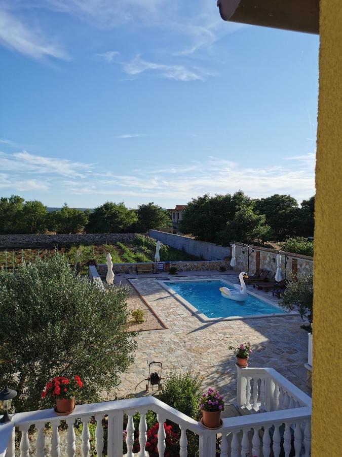 Holiday Home Iva With Pool Sukošan Екстериор снимка
