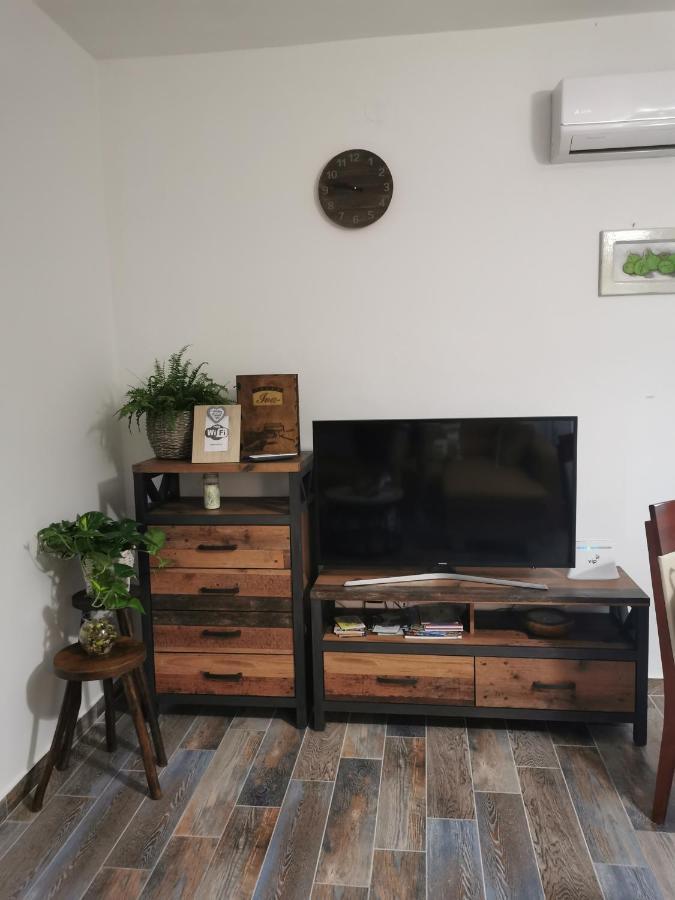 Holiday Home Iva With Pool Sukošan Екстериор снимка